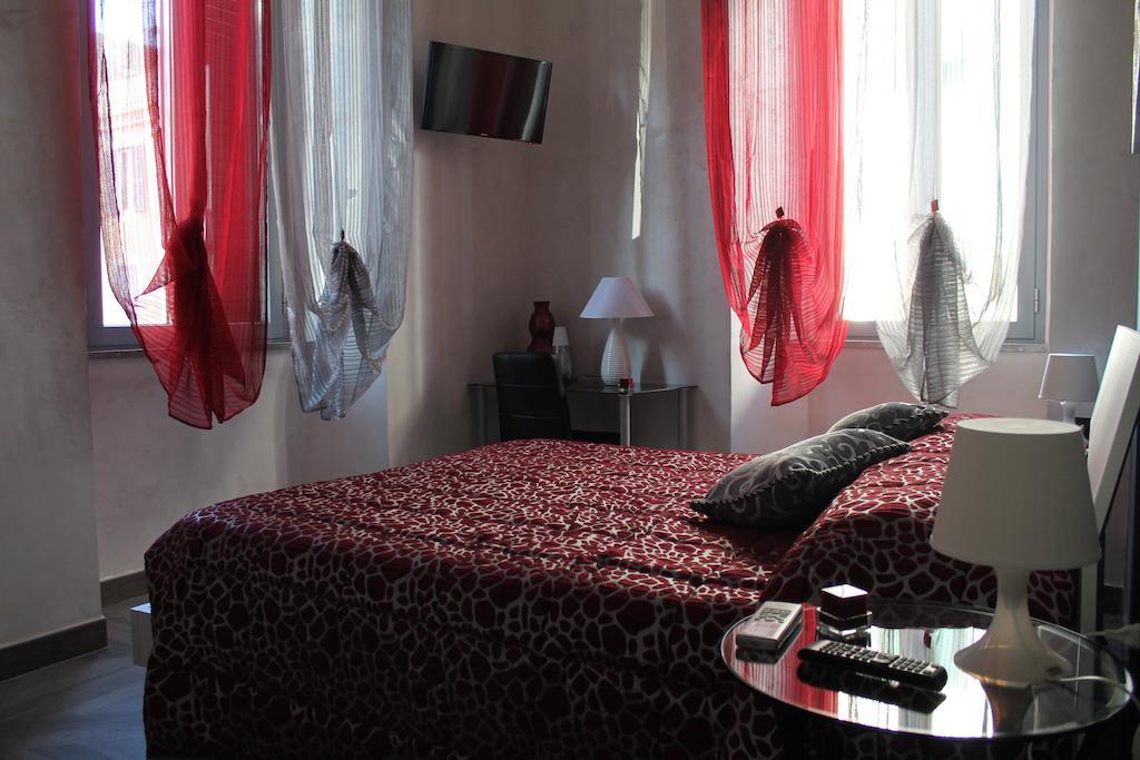Hotel A Due Passi Dal Porto Civitavecchia Pokoj fotografie