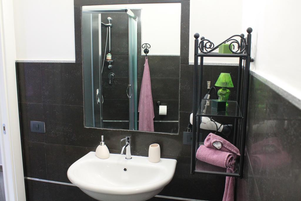 Hotel A Due Passi Dal Porto Civitavecchia Exteriér fotografie